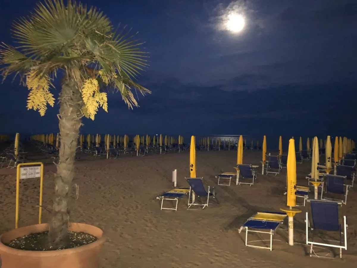 Residence Alba D'Oro - Genius 10 - Solo Famiglie E Coppie Lido di Jesolo