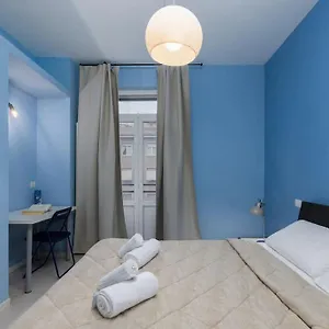 Deluxe With Free Wifi And Netflix , Milano Italia