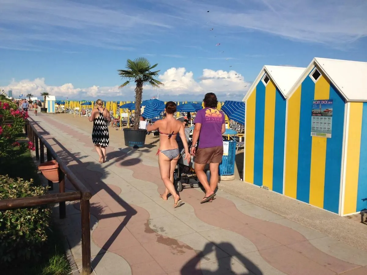 Appartamento Residence Alba d'oro solo FAMIGLIE o COPPIE Lido di Jesolo